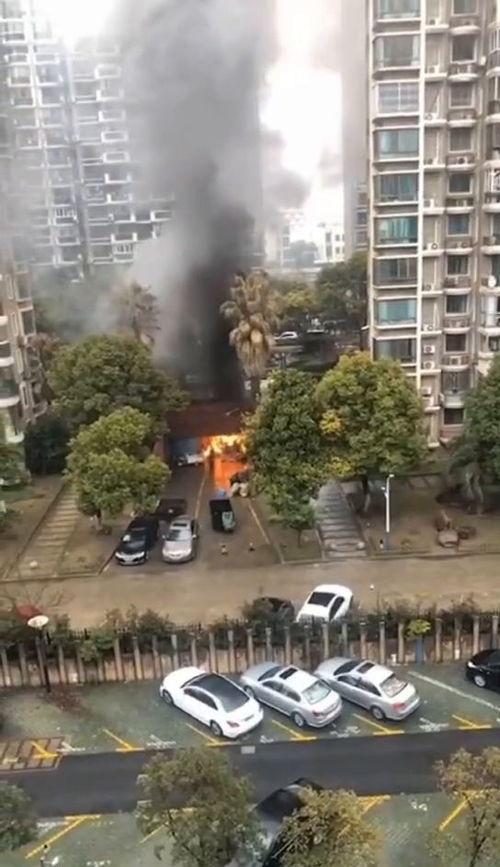 吃瓜小区事件,揭秘邻里纷争背后的真相