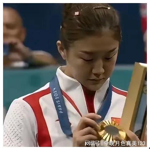 陈梦吃瓜的表情,揭秘明星私下趣味瞬间