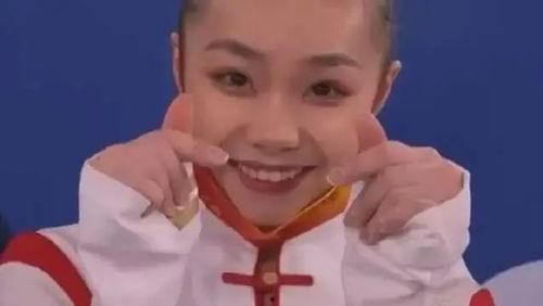 解说员吃瓜,揭秘娱乐圈幕后故事