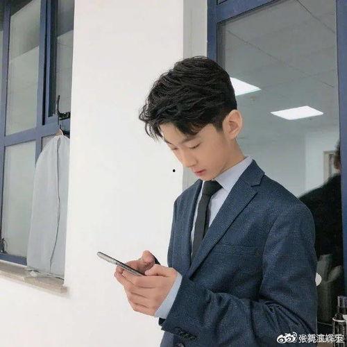 张悦轩吃瓜,揭秘娱乐圈幕后故事