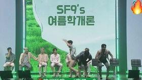 站在吃瓜前沿的句子,揭秘热点事件背后的真相