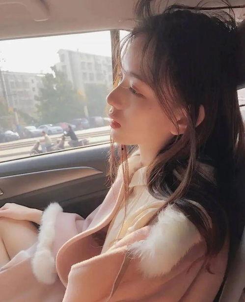 抖音吃瓜少女,揭秘网络红人的幕后故事