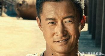 吴京深夜吃瓜,揭秘娱乐圈幕后故事