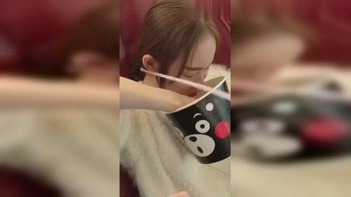 叛逆少女吃瓜视频