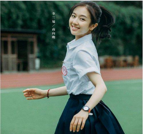 吃瓜少女小迪鞍山,吃瓜少女小迪的美食之旅