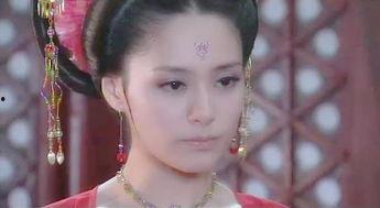 美若天仙容乐吃瓜,吃瓜现场成焦点