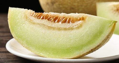 吃甜 蜜瓜,夏日里的清凉美味之旅