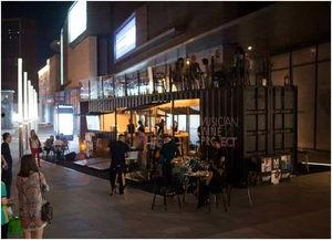 广州酒吧吃瓜,热闹非凡的吃瓜现场，揭秘都市夜生活