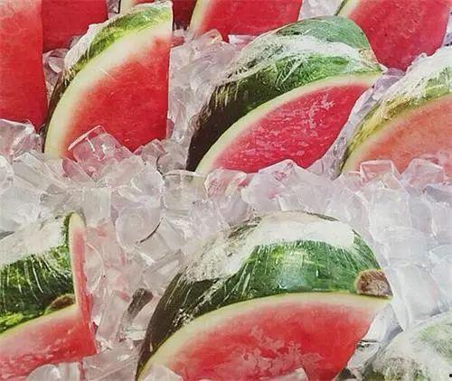 大姨来了吃冰瓜,夏日清凉冰瓜盛宴