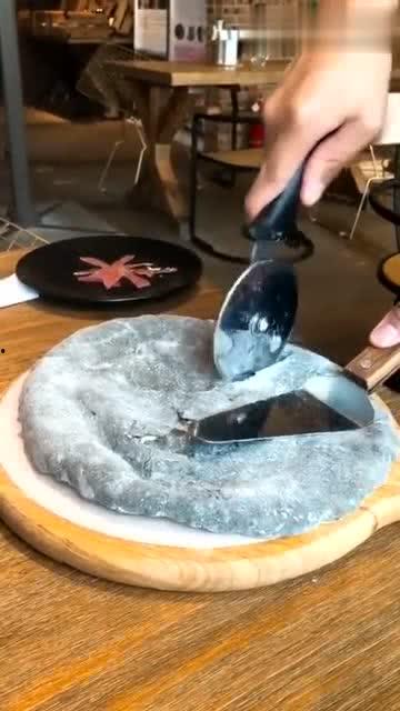 告白气球吃瓜,告白气球下的甜蜜瓜界风云